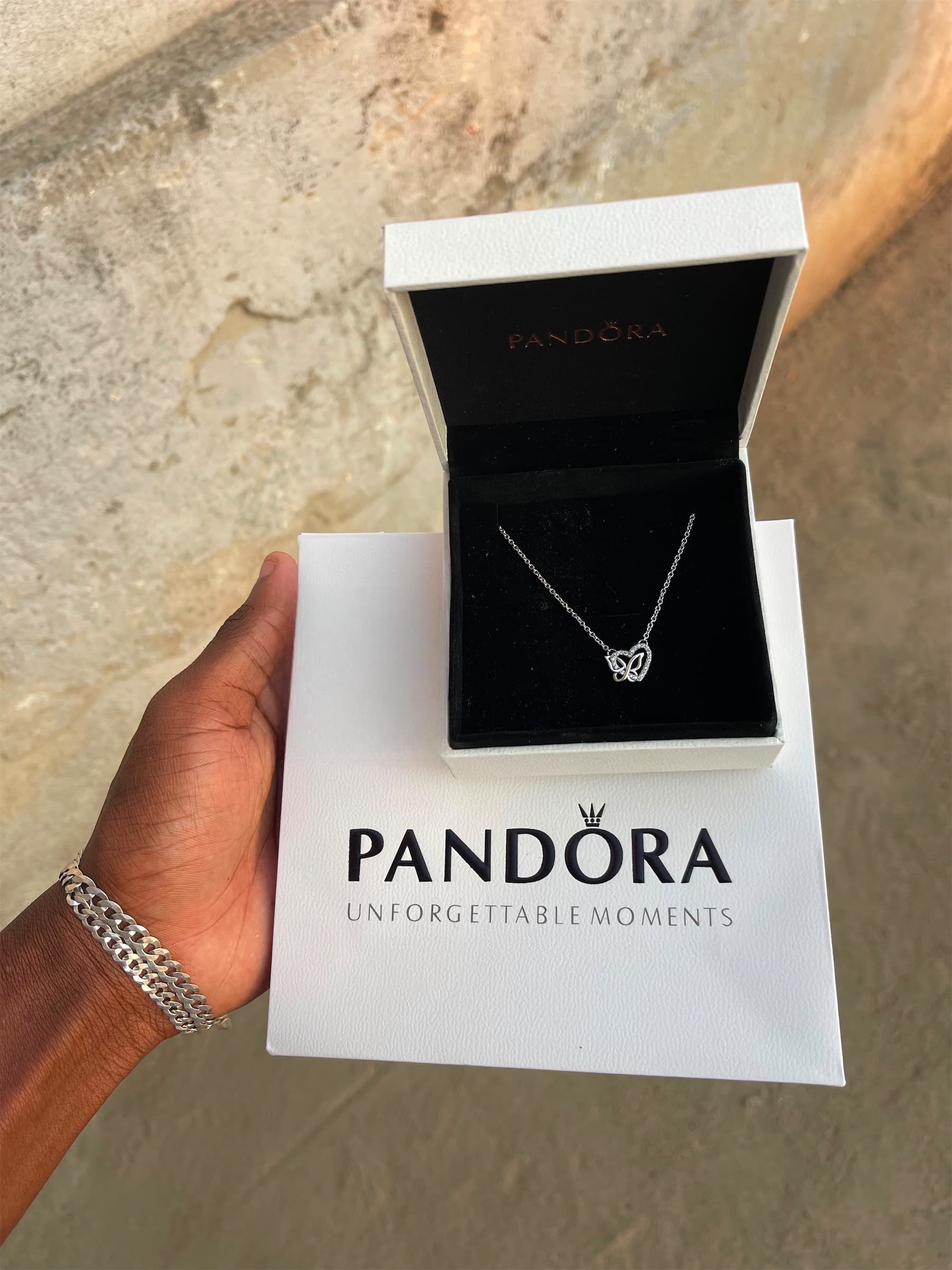 Colar Pandora💕